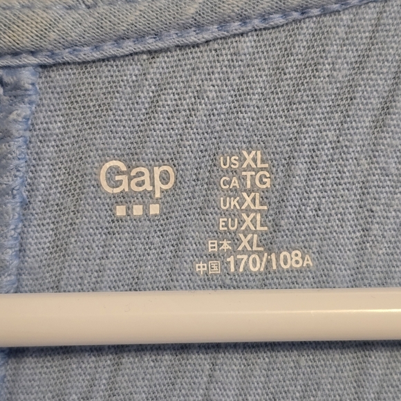 Women's Light Blue Gap 3/4 Sleeve Tee Size XL - Picture 4 of 4